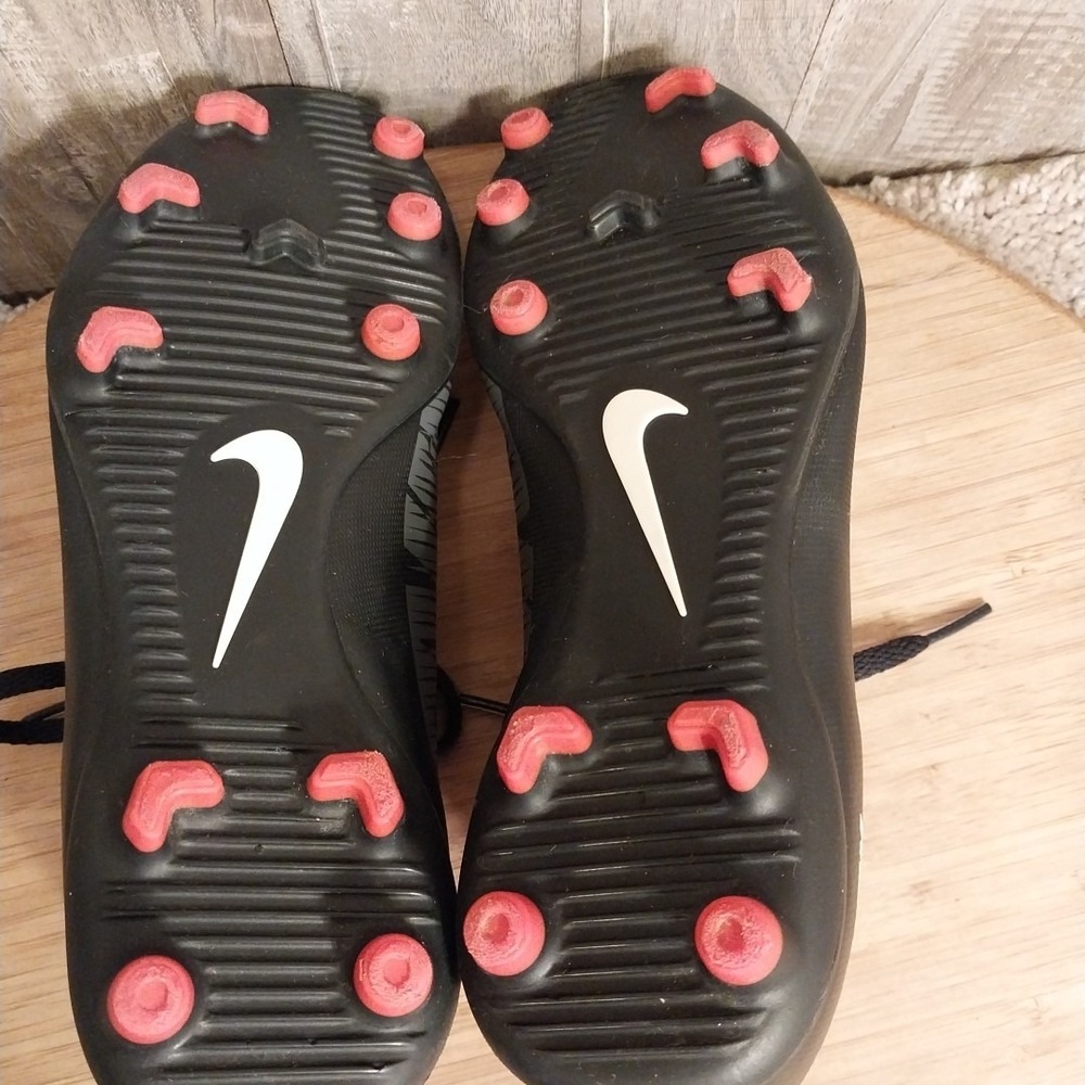 Nike Mercurial Vortex 3 Size 5Y FG Soccer Cleats Outdoor Turf Shoes 831952-042 - Picture 7 of 11